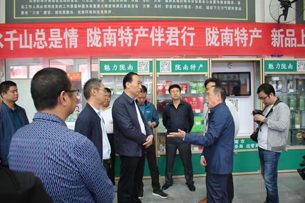 市安委辦主任、安監(jiān)局局長李永宏一行到隴運集團公司檢查指導工作