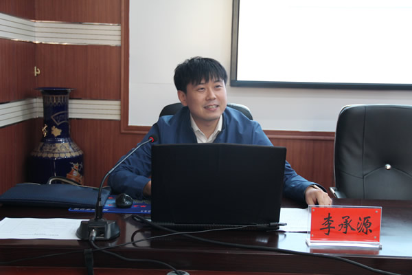 隴南市隴運(yùn)集團(tuán)公司舉辦安全生產(chǎn)管理和汛期暑期重大風(fēng)險(xiǎn)隱患排查整治培訓(xùn)班