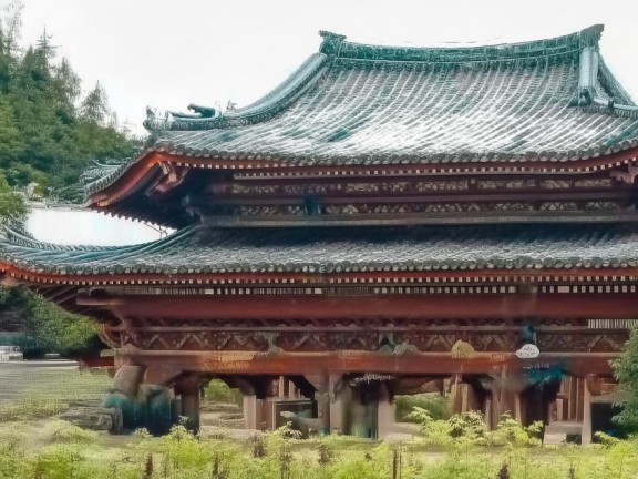 音樂與像素的夢幻交織，洛天依雕塑亮相我的世界