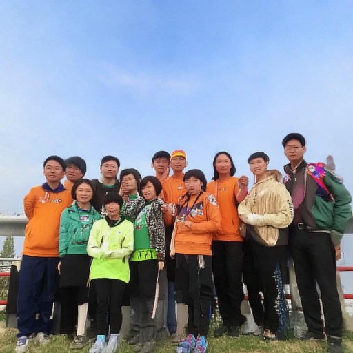 虛擬男女日常，探索浪漫與日常的奇妙交織