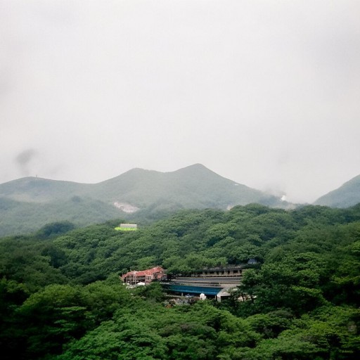 高冷女神獨(dú)步游戲界，冷艷獨(dú)行的高端游戲網(wǎng)名