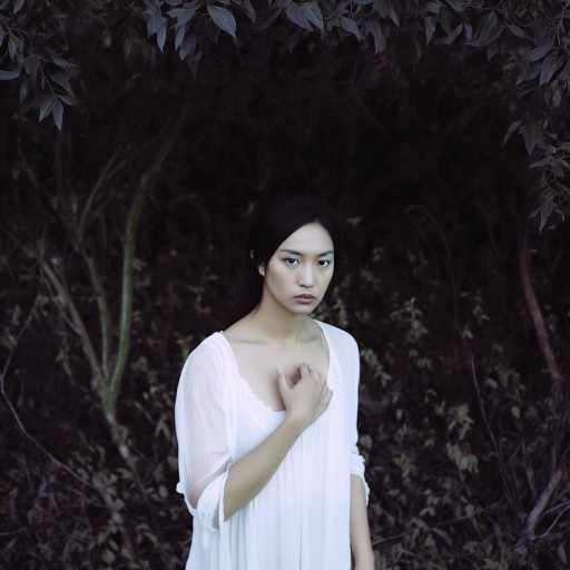 沉默中的蘇蕓：你是否也在逃避內(nèi)心的真實聲音？